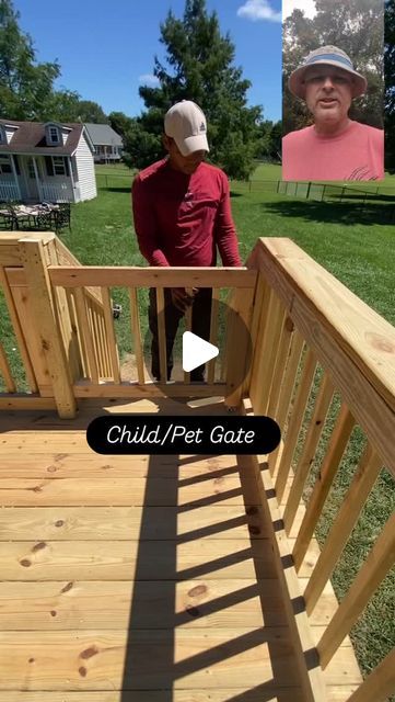 Diy Porch Gate Dogs, Deck Gate Diy, Diy Porch Gate, Wood Gate Diy, Porch Gate, River House Decor, Deck Gate, Kids Gate, Porch Columns