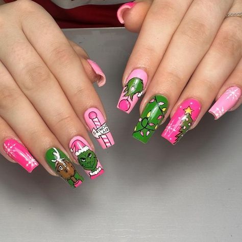 The Grinch Christmas Nails Acrylic, Multi Colored Christmas Nails, Grinch And Max Nails, Candyland Nails Designs, Grinch Christmas Nail Designs, Green And Pink Christmas Nails, Grinch Nail Art Tutorial, Fun Christmas Nail Art, Christmas Nail Designs Grinch