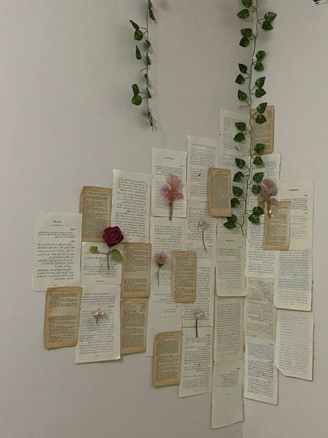 Book Wall Art Ideas, Bedroom Corner Ideas Wall Decor, Book Collage Wall, Bedroom Book Corner Ideas, Book Inspired Room Decor, Pages Of Books On Wall, Book Pages Wall Decor Aesthetic, Book Page Decor Wall Art, Book Art Wall