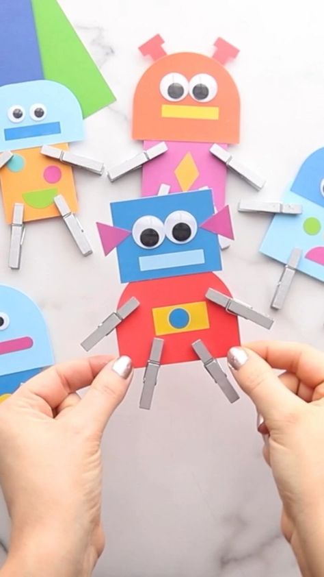 Robot Craft Preschool, Jelly Fish Craft, Kids Crafts Easy, Kids Crafts Toddlers, Crafts Toddlers, Crafts Kindergarten, Diy With Kids, Easy Kids Crafts, Paper Pinwheels