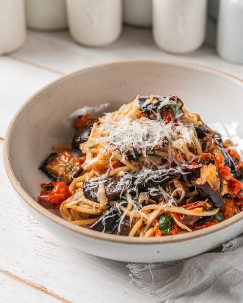 Pasta Alla Norma Sicilian Pasta, Eggplant Pasta, Pasta Alla Norma, Pecorino Cheese, Garlic Head, Grill Plate, Pasta Bowl, Mediterranean Cuisine, Chilli Flakes