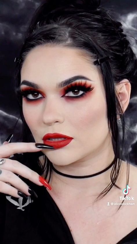 Alice Lockhart no Instagram: “Red makeup inspired by the first Children Of Bodom album I ever heard ❤️🤘🏻(song is called sixpounder) Full video:…” Alice Lockhart, Children Of Bodom, Makeup Inspired, Red Makeup, Septum Ring, Halloween Face, Face Makeup, Halloween Face Makeup, No Instagram