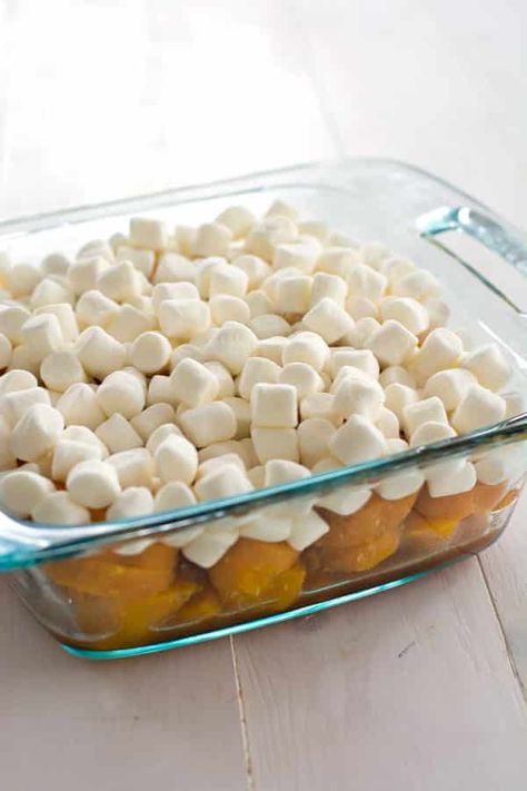 Candied Yams Easy, Thanksgiving Yams, Grandmothers Recipes, Candied Yams With Marshmallows, Best Candied Yams Recipe, Yams With Marshmallows, Baked Candied Yams, Candied Sweet Potato Recipes, Candied Yams Recipe