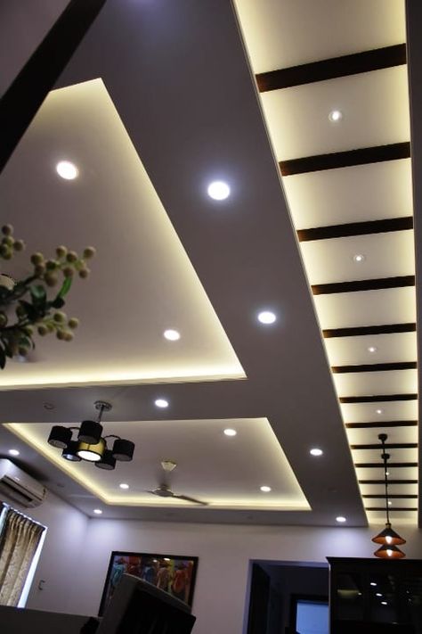 Here you will find photos of interior design ideas. Get inspired! Ceiling Colour Combination, Ceiling Colour, Simple False Ceiling Design, False Ceiling Bedroom, Pvc Ceiling Design, False Ceiling Living Room, Interior Ceiling Design, Pop False Ceiling Design, Pop Ceiling Design