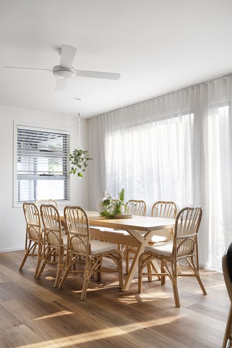 Metal dining room chairs