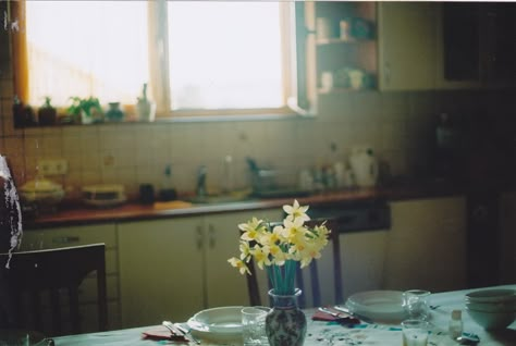 Colourful Aesthetic, Kitchen Aesthetic, Slow Living, Film Aesthetic, Coraline, Pretty Pictures, Film Photography, Simple Way, We Heart It