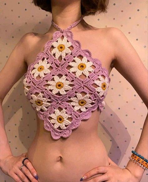 Crochet Clothes With Beads, Modern Haken, Hand Knitted Dress, Crochet Skirt Pattern, Crochet Top Outfit, Mode Crochet, Crochet Skirts, Crochet Tops Free Patterns, Crochet Design Pattern