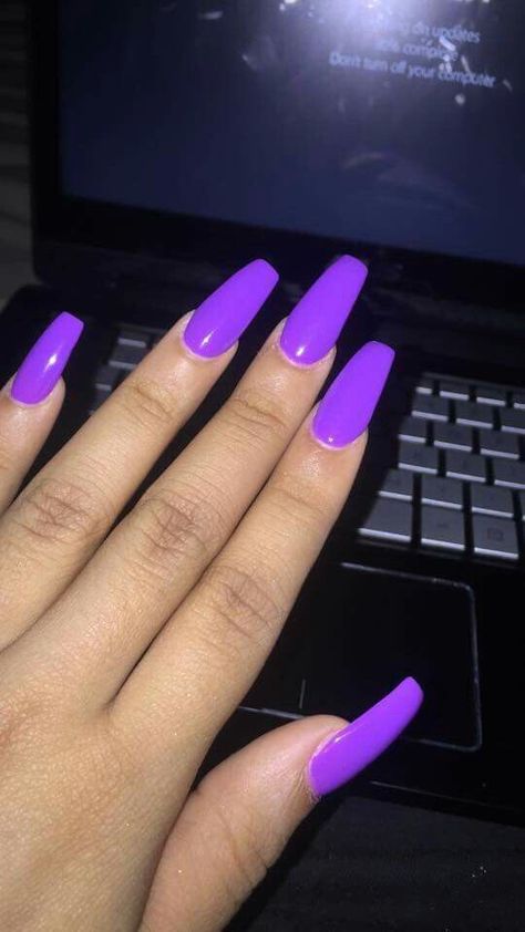 Neon Purple Nails Summer, Bright Purple Nails Design, Purple Coffin Nail Ideas, Bright Purple Nails, Purple Coffin Nails, Purple Acrylic Nails, Purple Nail Designs, Purple Nail, Acrylic Coffin