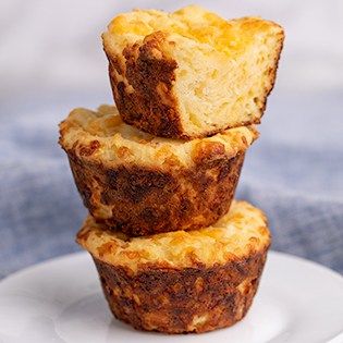 Gluten Free Savory Muffins | Gluten Free on a Shoestring Gluten Free Savory Muffins, Gluten Free Savoury Muffins, Gluten Free Savory, Savoury Pastries, Savoury Pastry, Gf Muffins, Gluten Free On A Shoestring, Savoury Muffins, Muffins Gluten Free