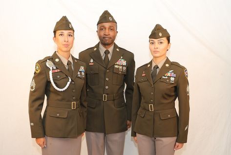 Pinks and greens: The uniform today’s Army needs Pinks And Greens Uniform, Army Pinks And Greens Uniform, Us Army Dress Uniform, Army Dress Uniform, Usmc Dress Blues, Marines Dress Blues, Army Service Uniform, United States Army Uniform, Army Combat Uniform