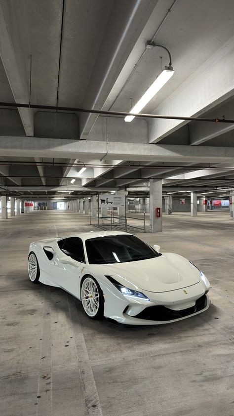 White Ferrari Wallpaper, White Ferrari, Car Luxury, White Car, Classy Cars, Pretty Cars, Tuner Cars, Luxury Car