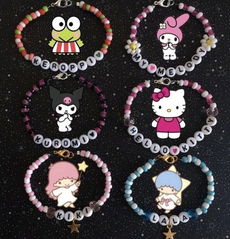 Clay Bracelet Ideas Matching, Hello Kitty Bracelet Pattern, Bracelet Colour Combos, Hello Kitty Bracelets, Bracelet Hello Kitty, Disney Bracelets, Colorful Bead Bracelets, Disney Bracelet, Friend Ship