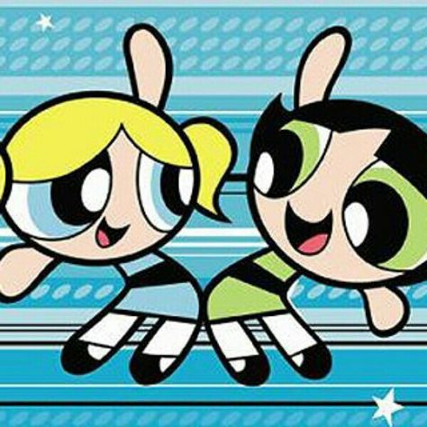 Iconic Duos Best Friends Cartoon, Powerpuff Buttercup, Movie Duos, Powerpuff Kızları, Blonde And Brunette Best Friends, Disney Duos, Powerpuff Girls Cartoon, Marceline And Princess Bubblegum, Duo Costumes