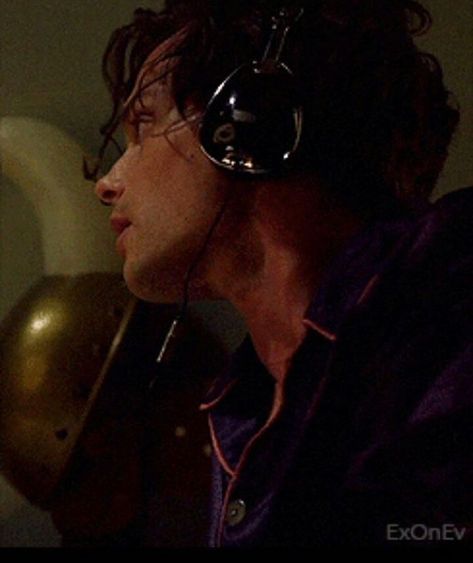 Matthew Gray, Matthew Gray Gubler, Spencer Reid, New Beginnings, Headphones, Tumblr, Memes