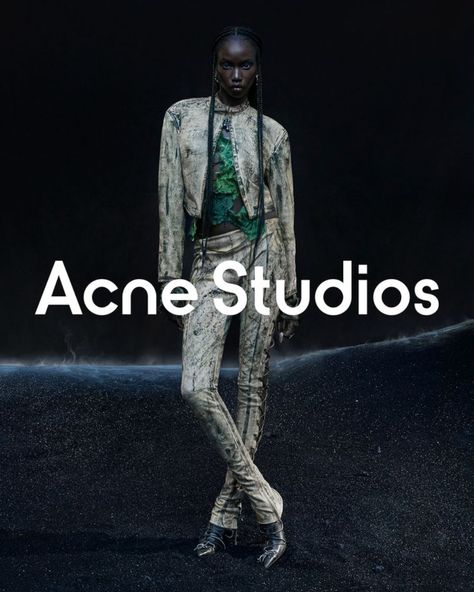 Anok Yai Rocks Acne Studios FW 2023 Campaign by Carlijn Jacobs Carlijn Jacobs, Anok Yai, Kehinde Wiley, Fashion Stand, Famous Black, Studio Photoshoot, Fall Denim, Classic Paintings, National Portrait Gallery