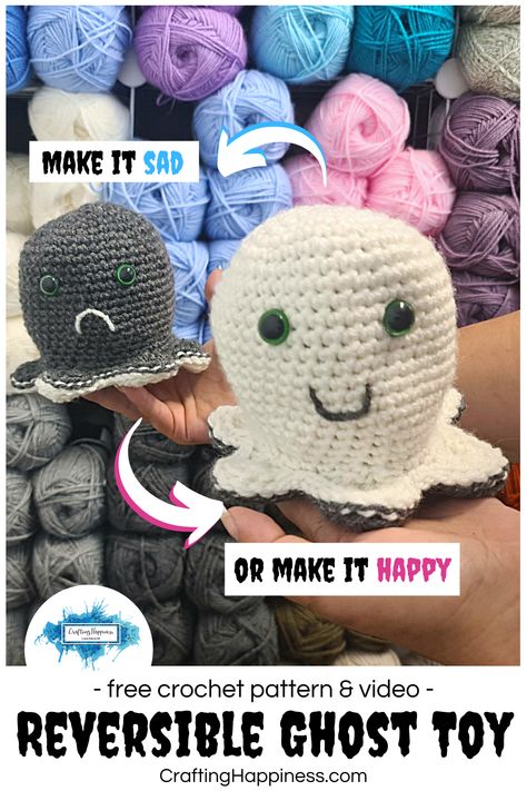 Crochet Reversible Halloween Ghost Mood Toy, no sewing required. Free crochet pattern & step by step video tutorial by Crafting Happiness. Crochet Reversible, Crochet Ghost, Pattern Step By Step, Crochet Blanket Pattern Easy, Crochet Wall Hangings, Halloween Toys, Crochet Creations, Pattern Steps, Crochet Items