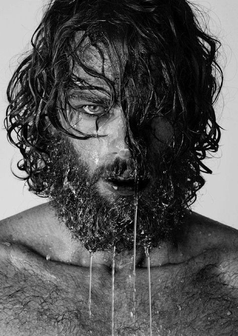 Fabulous wet beard! Beards And Mustaches, Black And White People, Beard Love, Beard Tattoo, Black And White Love, Shower Time, Moustaches, Beard No Mustache, Black And White Portraits