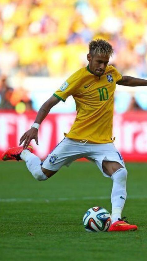 Neymar 2014, Neymar Photos, Aesthetic Football, Penalty Kick, Neymar Jr, Fifa World Cup, Neymar, Fifa, Ronaldo