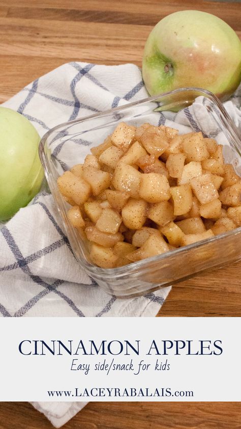 Steamed Cinnamon Apples, Apple Recipes Preschool, Cooked Apples For Baby, Baked Apples For Baby, How To Make Cinnamon Apples, Toddler Apple Recipes, Steamed Apples For Baby, Apples For Toddlers, Apple Snacks For Kids