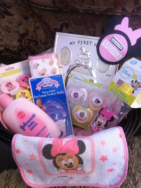 Minnie Mouse Theme Baby Girl Shower Basket!! Minnie Baby Shower, Theme Baskets, Minnie Mouse Baby Shower, Minnie Mouse Theme, Reborn Toddler Dolls, Diy Baby Gifts, Owl Baby Shower, Shower Basket, Baby Doll Accessories