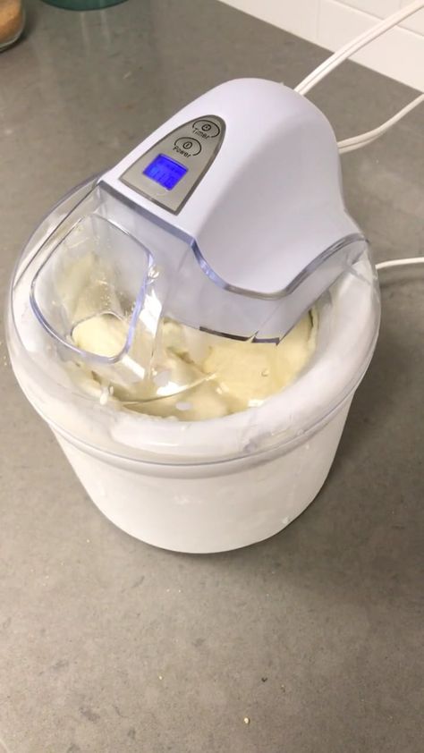 Pampered Chef Ice Cream Maker Recipes Healthy, Pampered Chef Ice Cream Maker Recipes, Pampered Chef Ice Cream Maker, Pampered Chef Ice Cream Recipe, Ice Cream Maker Recipes Healthy, Making Ice Cream, Fro Yo, Ice Cream Maker Recipes, Peach Ice Cream