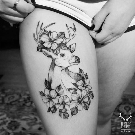 Tatuajes Doe Tattoo, Deer Tattoo Designs, Cool Shoulder Tattoos, Flower Thigh Tattoos, Thigh Tattoo Designs, Deer Tattoo, Tattoo Designs For Girls, Tattoo Magazines, Elephant Tattoos