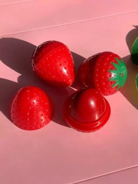 Strawberry Lips, Lip Tips, Lip Balm Collection, Food Shapes, Makeup Accesories, Clear Lip Gloss, Makeup Items, Strawberry Shortcake, True Beauty