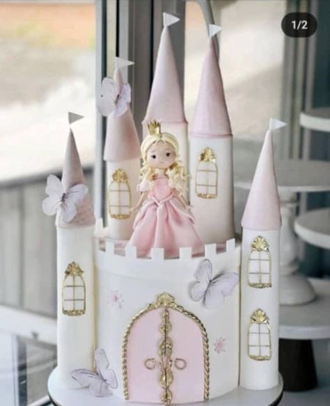 Fourth Birthday Party Girl Theme, Princess Theme Birthday Cake, Princess Cake Ideas, Princess Party Cake, Princess Theme Cake, Pink Princess Birthday, Castle Birthday Cakes, Princess Birthday Party Ideas, Princess First Birthday