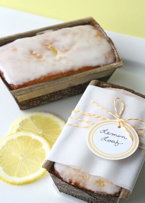 35 Cute And Easy-To-Make Wedding Favor Ideas Bread Chocolate, Lemon Bread, Lemon Loaf, Chocolate Chocolate, Loaf Cake, Köstliche Desserts, Lemon Recipes, Lemon Cake, Eat Dessert