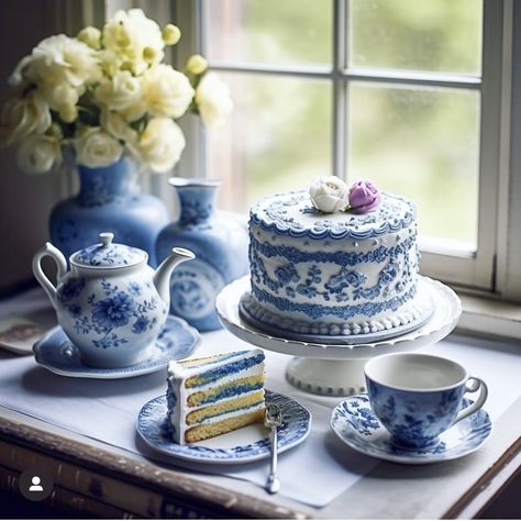 Blue And White Cake, Afternoon Coffee, Cake Inspo, Pretty Birthday Cakes, White Cake, July 4, Pretty Cakes, Ginger Jars, Cute Cakes