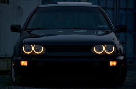 VW MK3 Golf angel eyes headlights Cabrio Vw, Jetta A3, Vw R32, Vw Golf 3, Corsa Wind, Vw Mk4, Vw Corrado, Vw Rabbit, Vw Mk1