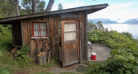 Mossy’s Seaside Farm Hostel, Homer Alaska Abandoned Cabin Aesthetic, Homer Spit Alaska, Small Abandoned Houses In The Woods, Homer Alaska, Norwegian Fishing Village, Alaska Salmon Fishing, Alaska Fishing, Cabin Tent, Cabin Tiny House