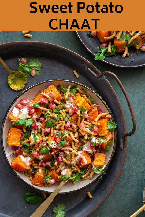 Sweet potato chaat served in two small plates Shakarkandi Chaat, Potato Chaat, Sweet Potato Cubes, Potato Cubes, Recipe Sweet Potato, Diwali Recipes, Diwali Food, Chaat Recipe, Recipe Sweet