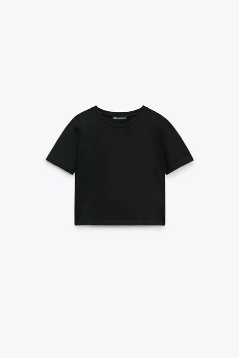 CROPPED T-SHIRT | ZARA United States Zara Basic Crop Top, Zara Basic Top, Blusas Crop Top, Zara Tshirt, Black Shirts Women, Zara T Shirt, Jean Vest, Zara Shirt, Zara Crop Top