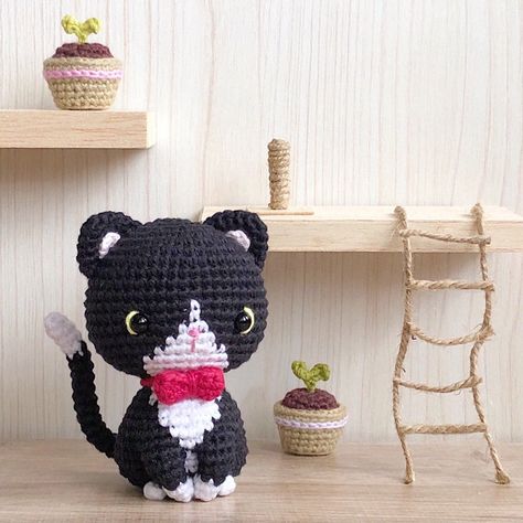 Excited to share the latest addition to my #etsy shop: Charcoal, the little tuxedo kitten pattern | crochet cat pattern | amigurumi cat pattern | crochet tuxedo cat | English PDF pattern Crochet Tuxedo, Amigurumi Kitten, Cat Pattern Crochet, Boy Crochet Patterns, Yarn Animals, Tuxedo Kitten, Cat Crochet, Crochet Cat Pattern, Crochet Amigurumi Free Patterns