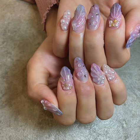 Korean Gel X Nails, Iridescent Gel Nails, Seashells Nails, Mermaid Acrylic Nails, Mermaid Nails Design, Apricot Nails, Seashell Nail Art, Nails Mermaid, Mermaid Nail Art