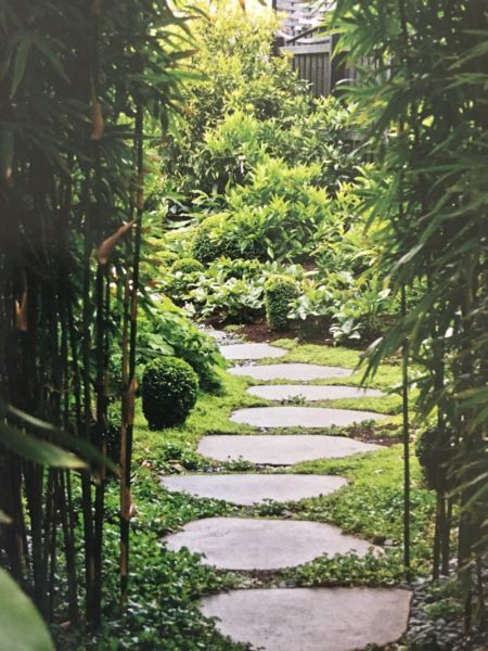 Bluestone stepping stones through gardenbeds Diy Garden Stepping Stones, Bluestone Paving, Front Path, Bluestone Pavers, Garden Walkways, Stone Garden Paths, Garden Pavers, Stones For Garden, Concrete Stepping Stones