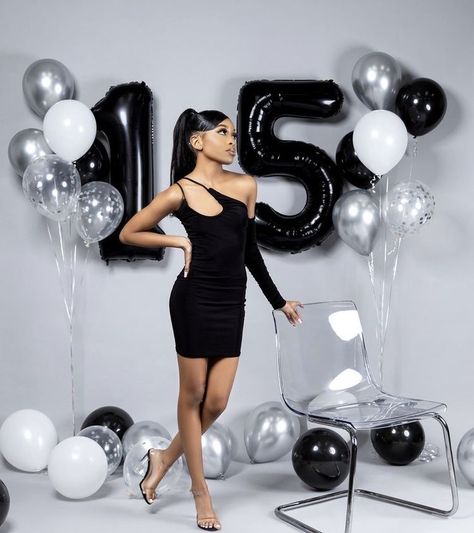 Black And Silver Birthday Photoshoot, Bodysuit Photoshoot Ideas Birthday, 15th Birthday Photoshoot, 17 Birthday Photoshoot, Black And White Birthday Photoshoot, 15th Birthday Photoshoot Ideas, Black Birthday Photoshoot, Classy Birthday Shoot Ideas, Classy Birthday Photoshoot Ideas