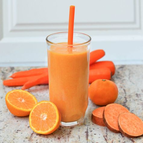 Carrot, Orange and Sweet Potato Smoothie - Aurora Satler Sweet Potato Shake, Sweet Potato Juicing Recipes, Sweet Potato Smoothie Recipes, Sweet Potato Juice Recipes, Sweet Potato With Orange Juice Recipe, Smoothie With Sweet Potato, Carrot Juice Smoothie, Orange Carrot Smoothie, Carrot Apple Smoothie Recipes