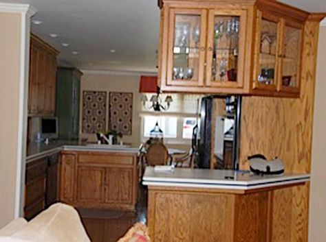 32 Before-and-After Kitchen Makeovers to Inspire Your Own Renovation Kitchen Cabinets Before And After, Small Kitchen Renovations, Builder Grade Kitchen, Kitchen Makeovers, Kitchen Cupboard Designs, House Extension Design, Kitchen Cabinets Makeover, Kitchen Cabinet Remodel, Granite Countertops Kitchen