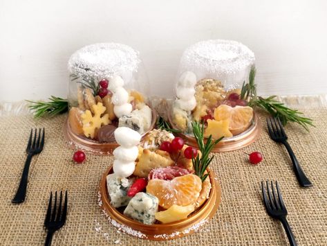 Eat the Magic in Christmas Charcuterie Snowglobes! Snowglobe Charcuterie, Snow Globe Charcuterie, Charcuterie Dome, Centerpiece For Christmas, Fantasy Kitchen, Mini Mozzarella Balls, Appetizer Party, Christmas Charcuterie, Savory Treats