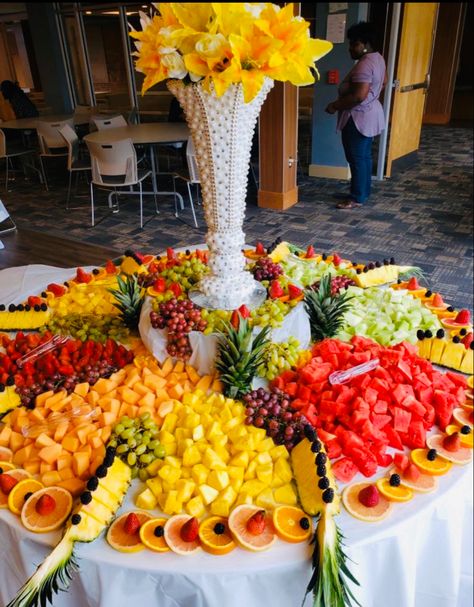 Fiesta Theme Fruit Table, Fruit Platter Table, Elegant Fruit Display, Fruit Tables For Quinceanera, Wedding Fruit Table Ideas, Fruit Table Display Wedding Buffet Ideas, Fruit Table Quinceanera, Mexican Fruit Table Ideas Wedding, Large Fruit Display