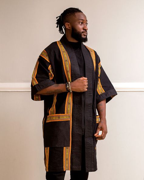 Kimono Outfit For Men, Men Kimono Street Style, Kimono Outfit Men, Kimono Ankara Styles, Kimono Street Style, African Kimono, African Print Kimono, Guys Fashion Casual, Japanese Jacket