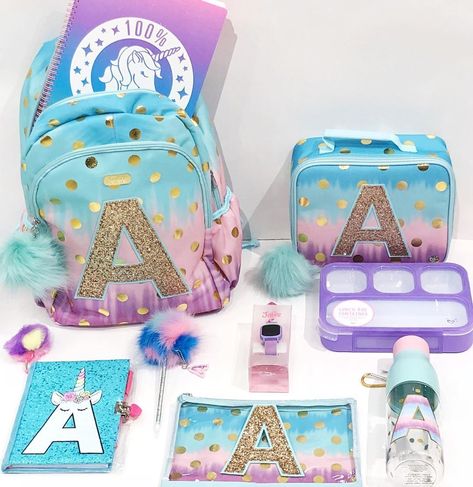 Back-to-school necessities with your initial 💓🦄📓📚🖍✏️💓 #justicestyle #livejustice #justice Justice School Supplies, School Necessities, Justice Clothing Outfits, Justice Backpacks, Sanrio Bag, Cute Mini Backpacks, Barbie Birthday Party, Neon Room, School Sets