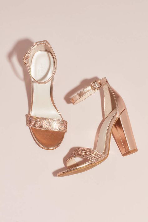 Quinceanera Shoes, Gold Wedding Shoes, Rose Gold Shoes, Rose Gold Heels, Gold High Heels, Shoes Heels Classy, Prom Heels, Bridal Sandals, Heels Classy