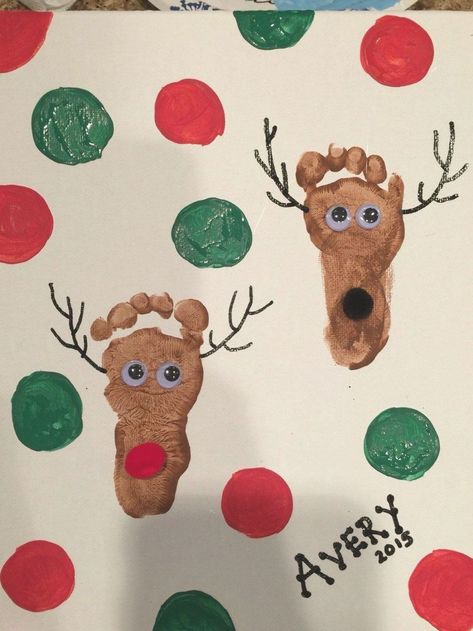 Reindeer Footprint Art, Raindeer Crafts, Christmas Footprint Crafts, Reindeer Footprint, Christmas Gift Ideas For Kids, Baby Christmas Crafts, Christmas Handprint Crafts, Handprint Christmas, Christmas Crafts For Toddlers