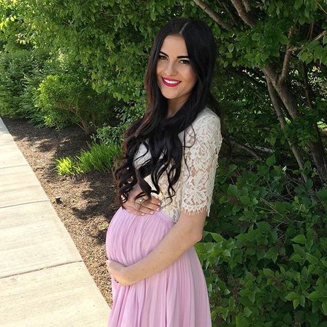 Sunday best Rachel Parcell, Mommy Outfits, Pregnancy Style, Maternity Outfits, Maternity Style, Pink Peonies, Spring Summer Outfits, Maternity Fashion, Fashion Pictures