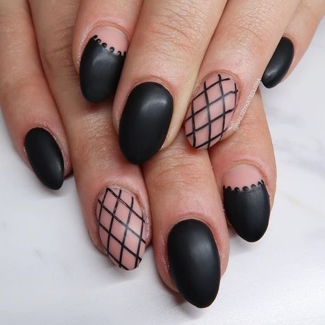 Quality & Artistic Gel Nails on Instagram: “I ended up doing almost all black nails today. 😆🖤 Black will always be timeless, especially matte black. Would you rock these nails?…” Plaid Acrylic Nails, Plaid Nails Christmas, Red Plaid Nails, All Black Nails, Plaid Christmas Nails, Christmas Plaid Nails, Fishnet Nails, Plaid Nail Designs, Plaid Nail Art