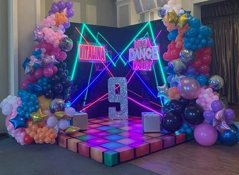 Filmmaking Inspiration, Rock N Roll Party, Y2k Party, 80s Theme Party, Rock Star Party, Disco Theme, Fishing Party, Event Backdrop, Neon Party