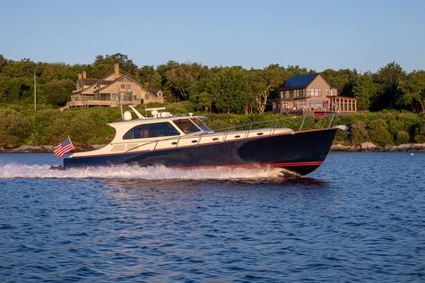 Hinckley | Collection Yachts Hinckley Yachts, Best Oysters, Yacht Builders, Sport Boats, Yacht For Sale, Motor Yacht, Power Boats, Boat Building, Fort Lauderdale